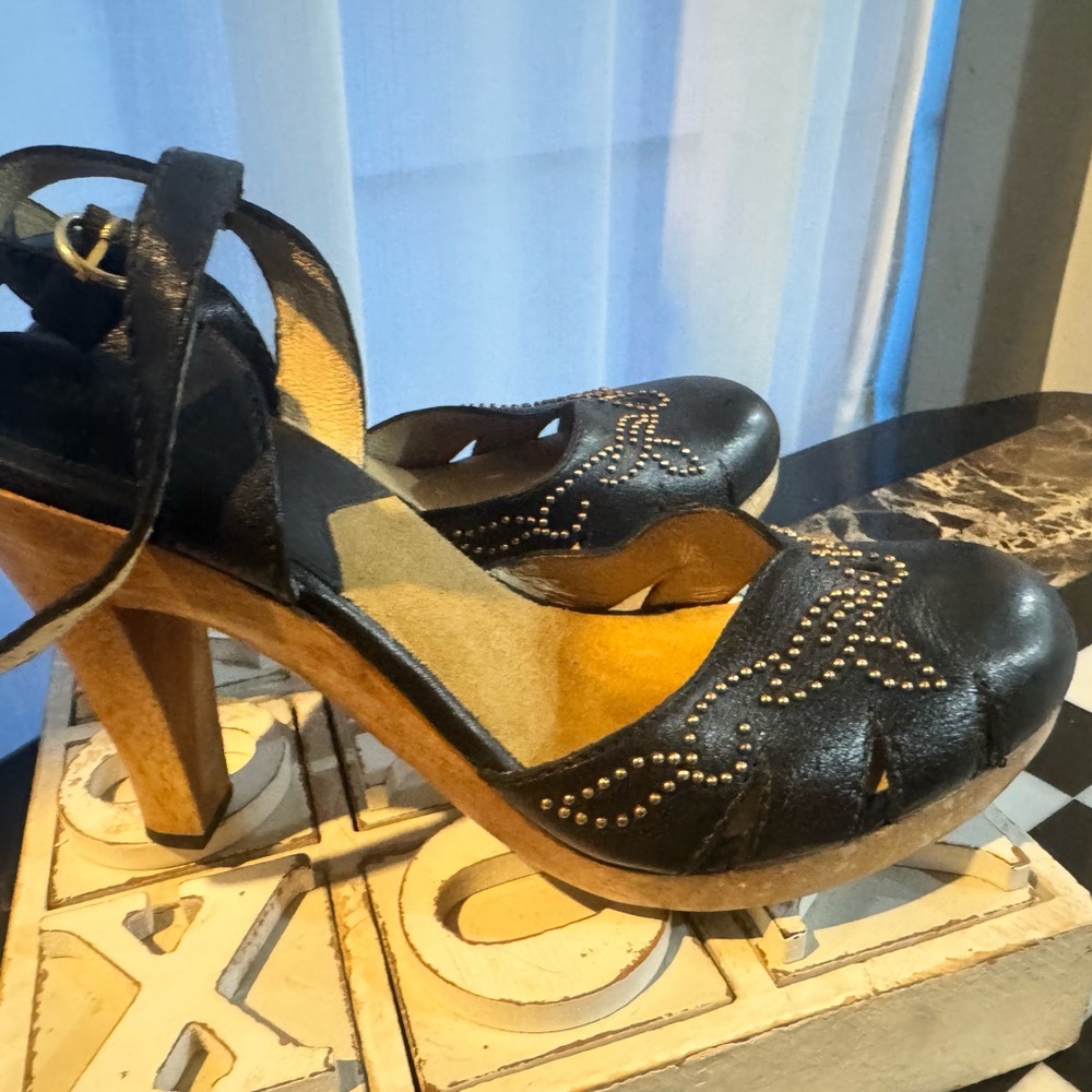 Michael Kors Black and Tan Studded Heels